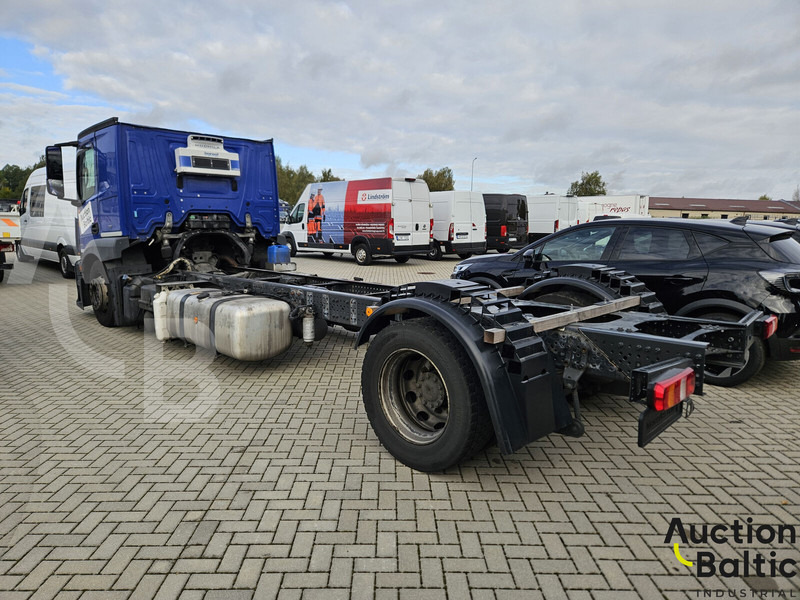 Mercedes-Benz Actros 1843 - Truk sasis: gambar 4 Mercedes-Benz Actros 1843 - Truk sasis: gambar 4