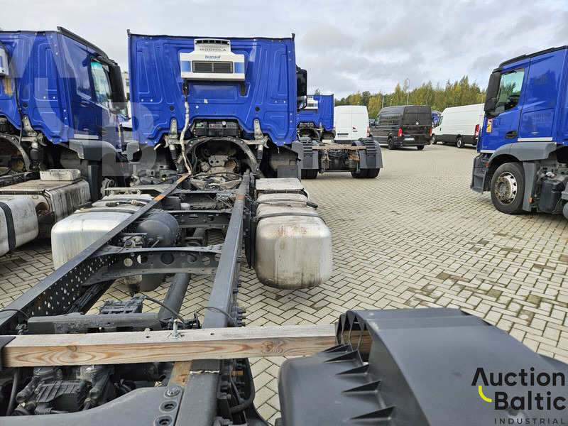 Mercedes-Benz Actros 1843 - Truk sasis: gambar 5 Mercedes-Benz Actros 1843 - Truk sasis: gambar 5