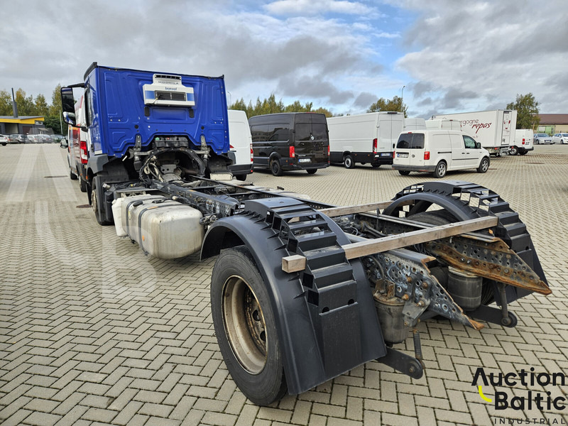 Mercedes-Benz Actros 1843 - Truk sasis: gambar 3 Mercedes-Benz Actros 1843 - Truk sasis: gambar 3