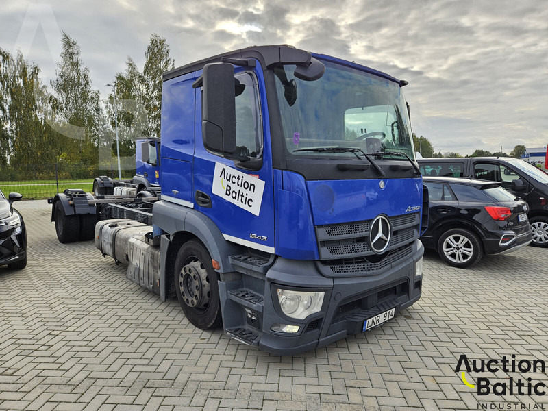Mercedes-Benz Actros 1843 - Truk sasis: gambar 1 Mercedes-Benz Actros 1843 - Truk sasis: gambar 1