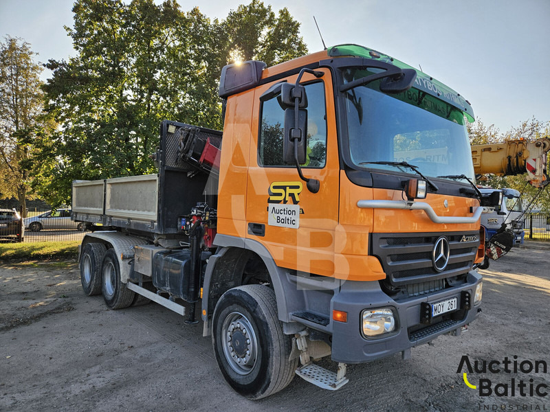 Mercedes-Benz Actros 1844 - Truk jungkit, Truk derek: gambar 1 Mercedes-Benz Actros 1844 - Truk jungkit, Truk derek: gambar 1
