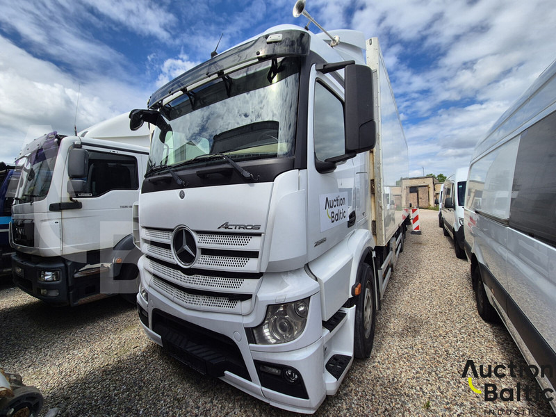 Mercedes-Benz Actros 2551 - Truk box: gambar 1 Mercedes-Benz Actros 2551 - Truk box: gambar 1
