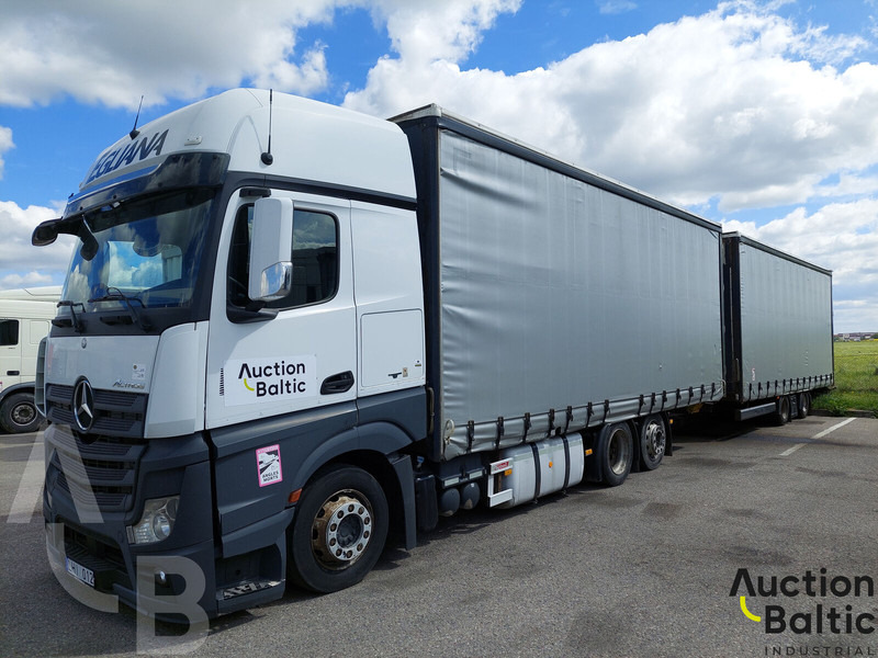 Mercedes-Benz Actros - Truk dengan terpal samping: gambar 2 Mercedes-Benz Actros - Truk dengan terpal samping: gambar 2