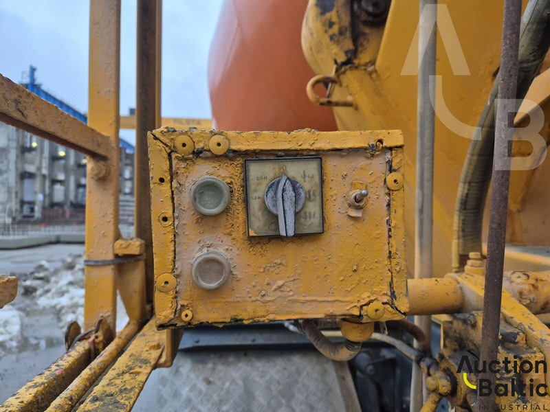 Truk pengaduk beton Mercedes-Benz Atego 2628: gambar 17