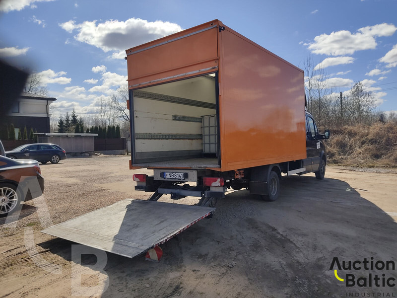 Mercedes-Benz Sprinter - Truk box: gambar 5 Mercedes-Benz Sprinter - Truk box: gambar 5