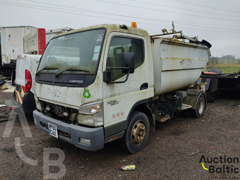 Mitsubishi Fuso - Truk sampah: gambar 2 Mitsubishi Fuso - Truk sampah: gambar 2