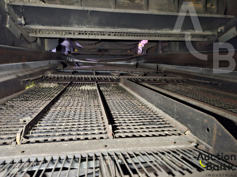 Pemanen gabungan untuk pengangkutan makanan New Holland CR 9080: gambar 13 Pemanen gabungan untuk pengangkutan makanan New Holland CR 9080: gambar 13