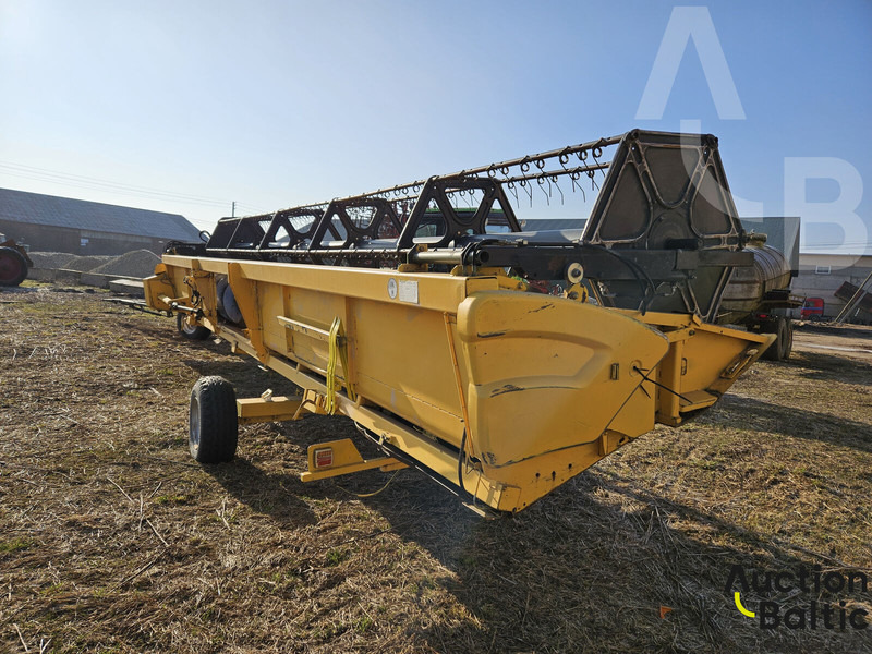 Pemanen gabungan untuk pengangkutan makanan New Holland CR 9080: gambar 11 Pemanen gabungan untuk pengangkutan makanan New Holland CR 9080: gambar 11