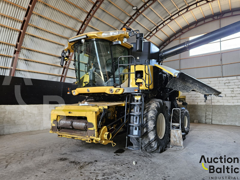 New Holland CR 9080 - Pemanen gabungan: gambar 1 New Holland CR 9080 - Pemanen gabungan: gambar 1