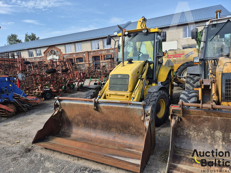 New Holland LB 110-4 PT - Ekskavator roda: gambar 2 New Holland LB 110-4 PT - Ekskavator roda: gambar 2