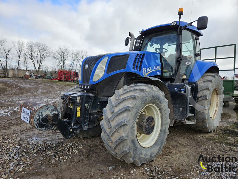 New Holland T 8.390 - Traktor: gambar 1 New Holland T 8.390 - Traktor: gambar 1