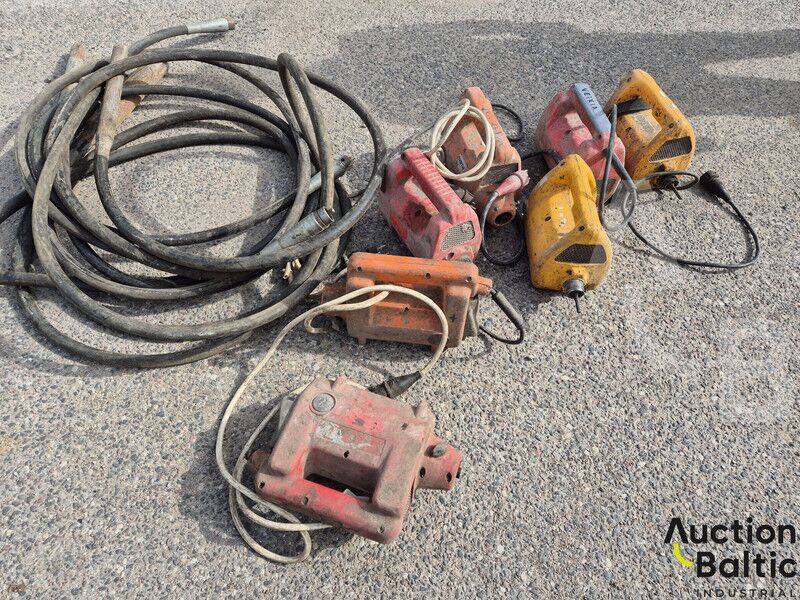 Concrete vibrators - Peralatan konstruksi: gambar 1 Concrete vibrators - Peralatan konstruksi: gambar 1