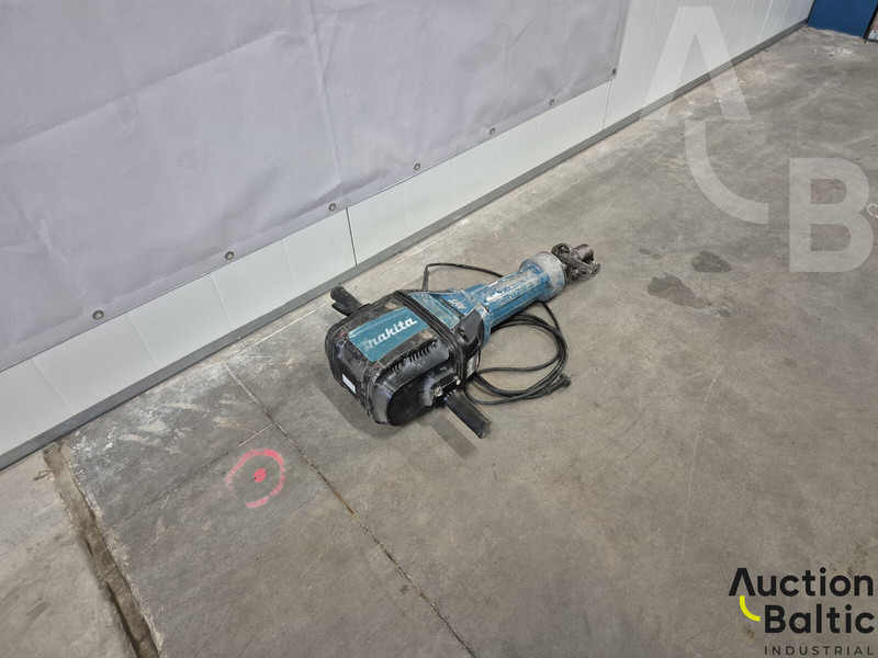 Makita HM1812 - Peralatan konstruksi: gambar 3 Makita HM1812 - Peralatan konstruksi: gambar 3