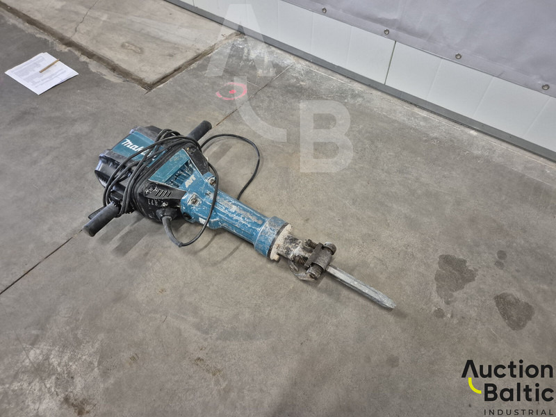 Makita HM1812 - Peralatan konstruksi: gambar 1 Makita HM1812 - Peralatan konstruksi: gambar 1