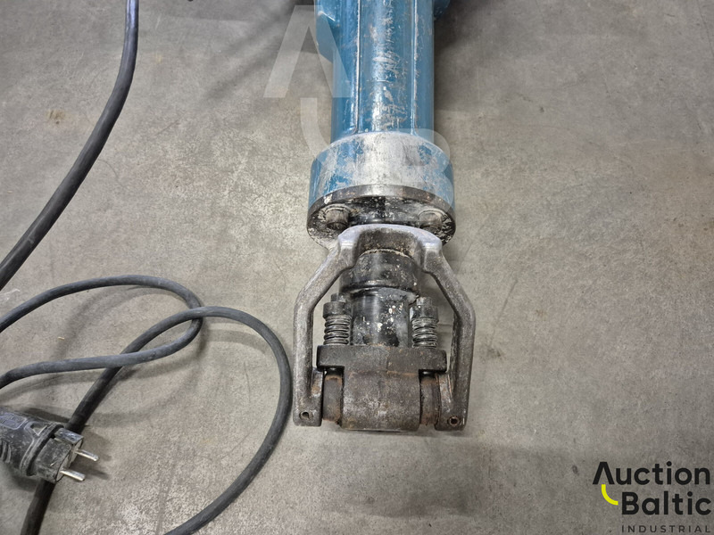 Makita HM1812 - Peralatan konstruksi: gambar 2 Makita HM1812 - Peralatan konstruksi: gambar 2