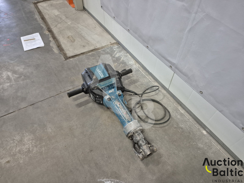 Makita HM1812 - Peralatan konstruksi: gambar 3 Makita HM1812 - Peralatan konstruksi: gambar 3