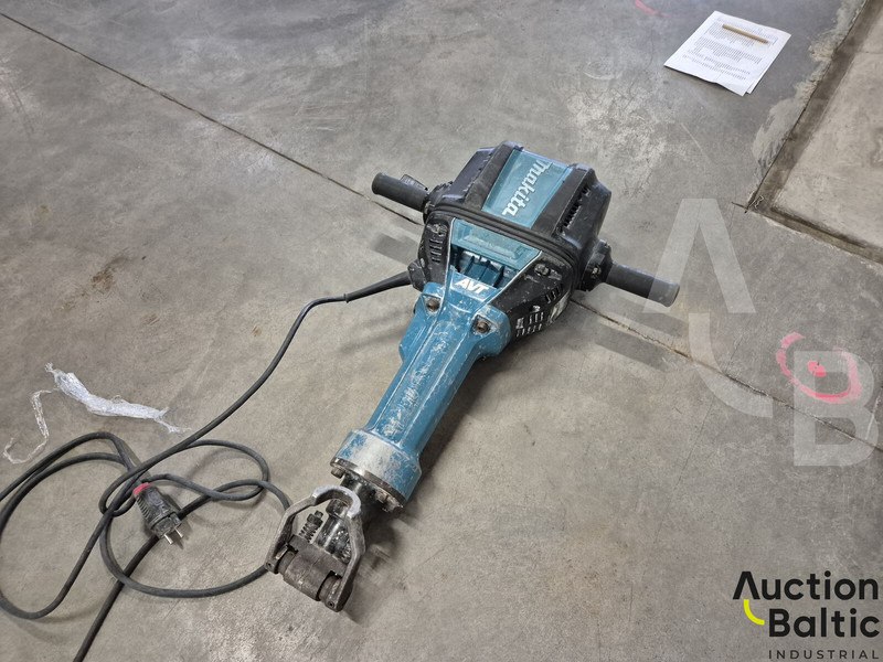 Makita HM1812 - Peralatan konstruksi: gambar 3 Makita HM1812 - Peralatan konstruksi: gambar 3