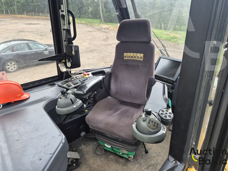 Mesin pemanen Ponsse Ergo 8W: gambar 7 Mesin pemanen Ponsse Ergo 8W: gambar 7