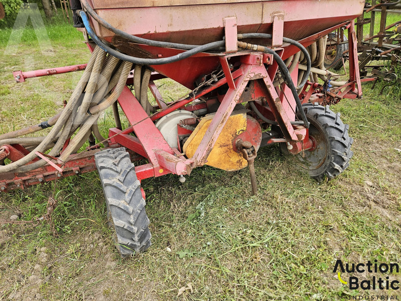 SPU 4 - Menggabungkan bor benih: gambar 5 SPU 4 - Menggabungkan bor benih: gambar 5