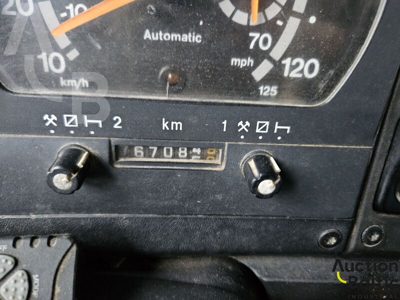 Scania P 114 LB - Truk jungkit: gambar 5 Scania P 114 LB - Truk jungkit: gambar 5