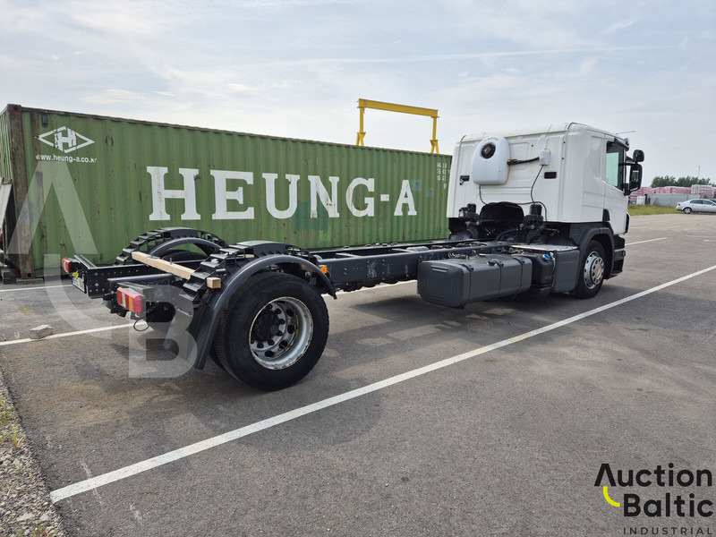 Scania P 450 - Truk sasis: gambar 3 Scania P 450 - Truk sasis: gambar 3