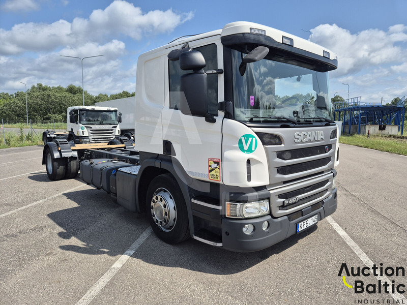 Scania P 450 - Truk sasis: gambar 2 Scania P 450 - Truk sasis: gambar 2