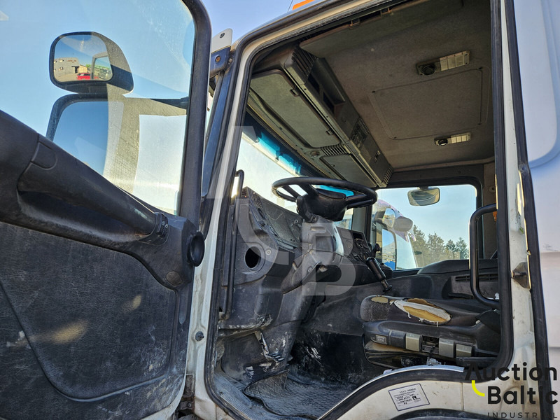 Scania P 94 GB - Truk pengaduk beton: gambar 5 Scania P 94 GB - Truk pengaduk beton: gambar 5