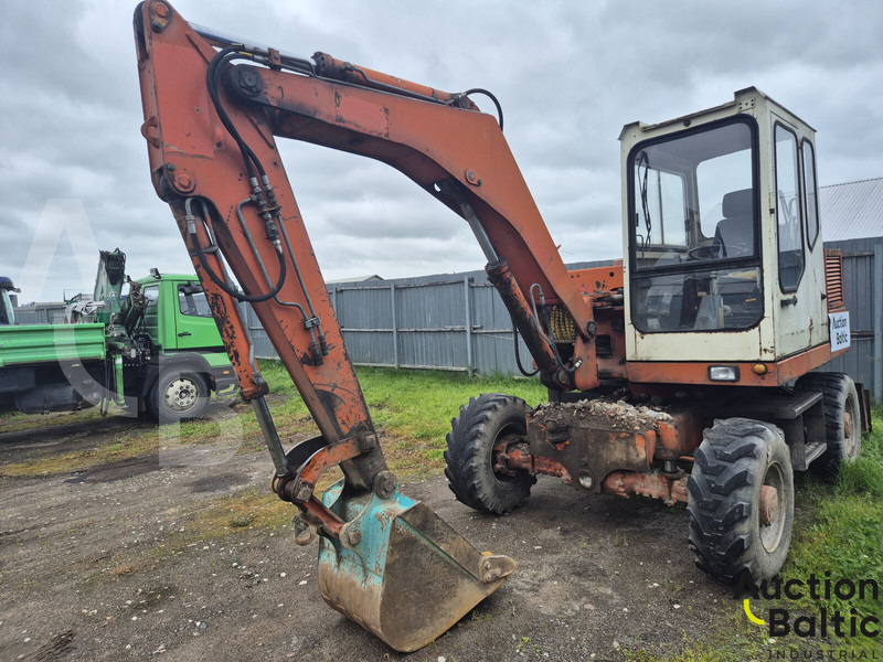 Schaeff HML 30 - Ekskavator roda: gambar 2 Schaeff HML 30 - Ekskavator roda: gambar 2