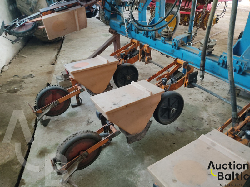 Schmotzer UD2000 - Penabur presisi: gambar 5 Schmotzer UD2000 - Penabur presisi: gambar 5