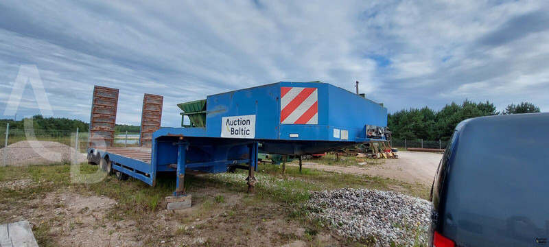 Stokota S3N - Semi-trailer low bed: gambar 1 Stokota S3N - Semi-trailer low bed: gambar 1