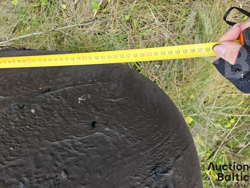 Thick- walled gas tanker - Truk tangki: gambar 5 Thick- walled gas tanker - Truk tangki: gambar 5