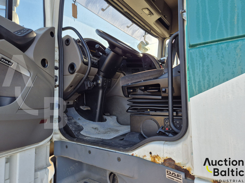 DAF FT XF105 - Tractor head: gambar 5 DAF FT XF105 - Tractor head: gambar 5