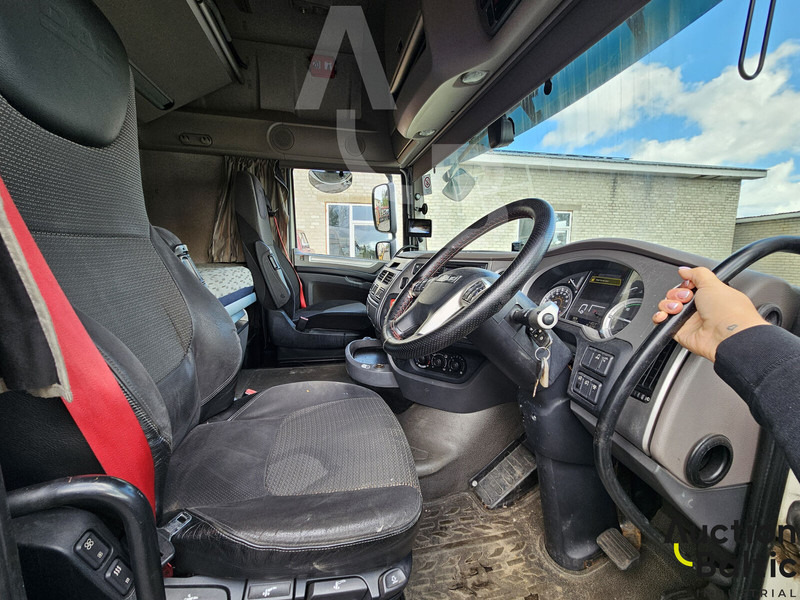 DAF XF460 - Tractor head: gambar 4 DAF XF460 - Tractor head: gambar 4