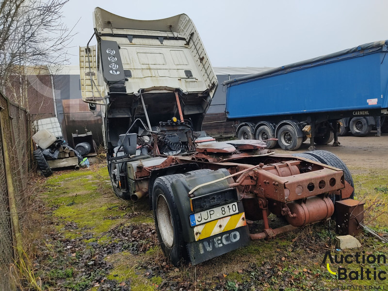 Iveco Magirus 430 - Tractor head: gambar 4 Iveco Magirus 430 - Tractor head: gambar 4