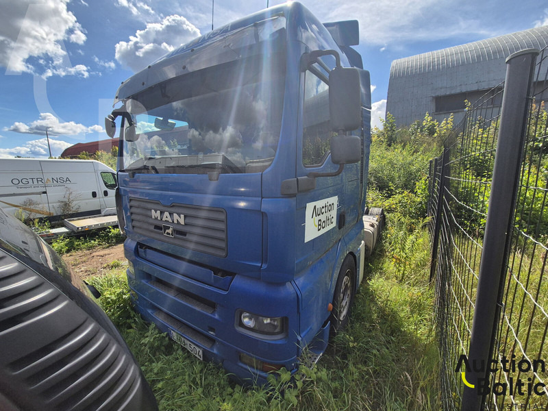 MAN TGA18.440 - Tractor head: gambar 3 MAN TGA18.440 - Tractor head: gambar 3