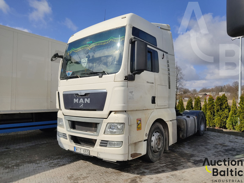MAN TGX18.400 - Tractor head: gambar 1 MAN TGX18.400 - Tractor head: gambar 1