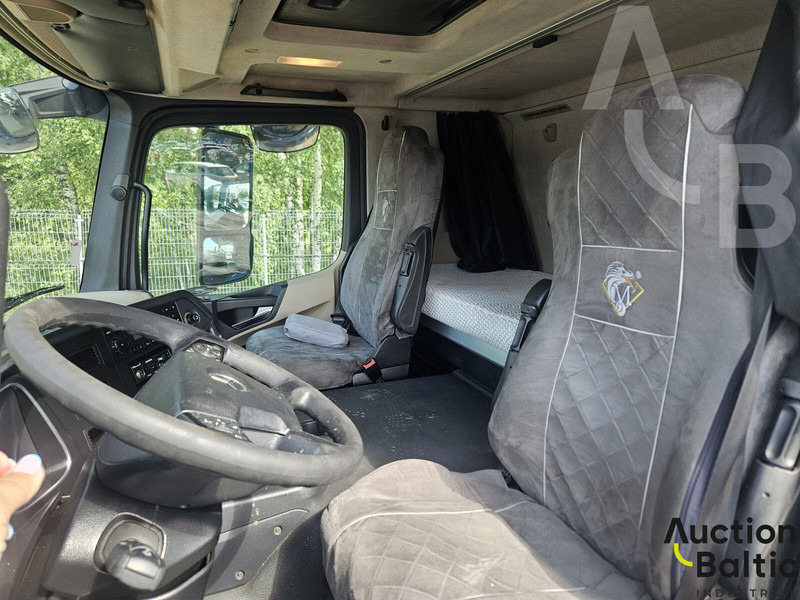 Mercedes-Benz Actros 1843 - Tractor head: gambar 5 Mercedes-Benz Actros 1843 - Tractor head: gambar 5