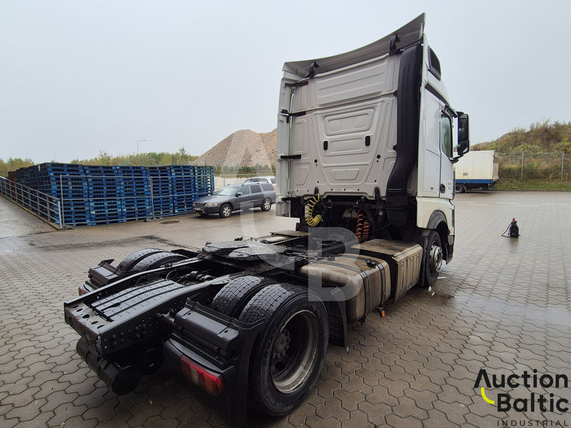 Mercedes-Benz Actros 1845 - Tractor head: gambar 4 Mercedes-Benz Actros 1845 - Tractor head: gambar 4