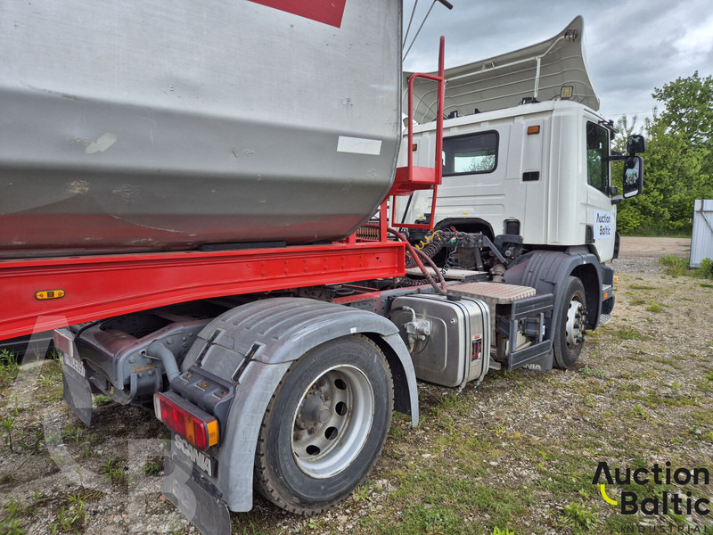Scania P 94-260 - Tractor head: gambar 2 Scania P 94-260 - Tractor head: gambar 2