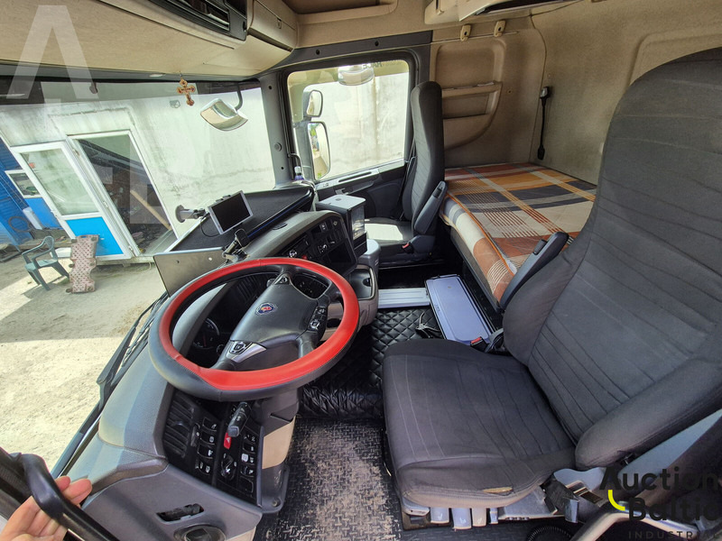 Scania R 560 - Tractor head: gambar 5 Scania R 560 - Tractor head: gambar 5