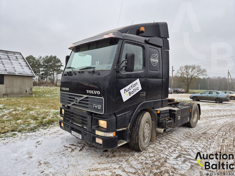 Volvo FH12 - Tractor head: gambar 1 Volvo FH12 - Tractor head: gambar 1