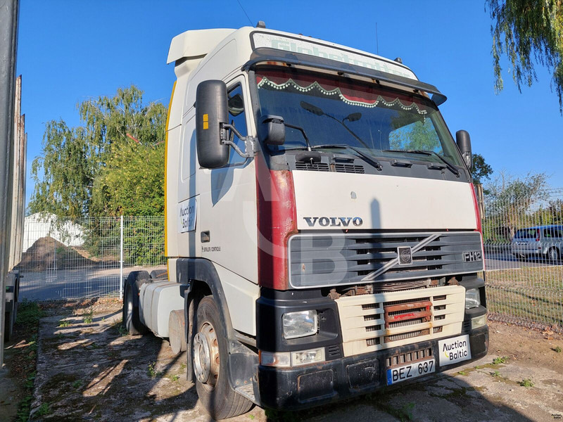 Volvo FH12 - Tractor head: gambar 2 Volvo FH12 - Tractor head: gambar 2