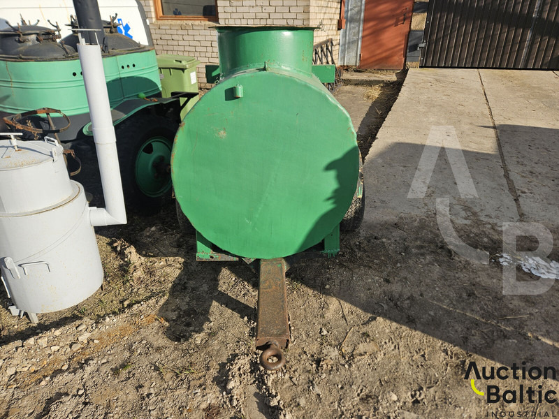 Trailer with tank - Trailer tangki: gambar 4 Trailer with tank - Trailer tangki: gambar 4