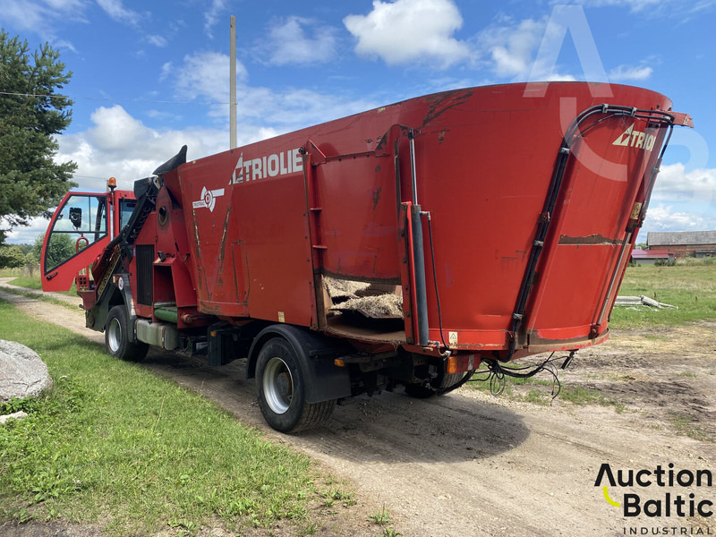 Trioliet TRIOTRAC 2-2000 - Peralatan ternak: gambar 3 Trioliet TRIOTRAC 2-2000 - Peralatan ternak: gambar 3