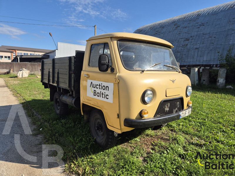 UAZ UAZ 3303 - Van flatbed: gambar 2 UAZ UAZ 3303 - Van flatbed: gambar 2