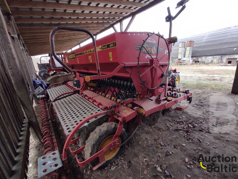 Vaderstad Rapid400C - Peralatan menabur: gambar 4 Vaderstad Rapid400C - Peralatan menabur: gambar 4