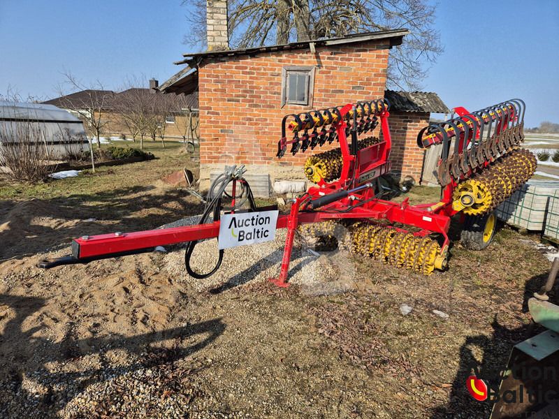 Vaderstad Rollex RX 620 - Rol pertanian: gambar 2 Vaderstad Rollex RX 620 - Rol pertanian: gambar 2