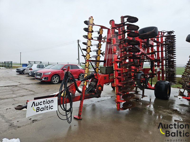 Vaderstad TopDown600 - Petani: gambar 1 Vaderstad TopDown600 - Petani: gambar 1