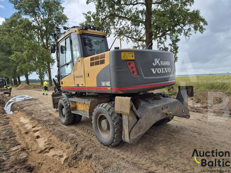 Volvo EW 140 C - Ekskavator roda: gambar 5 Volvo EW 140 C - Ekskavator roda: gambar 5