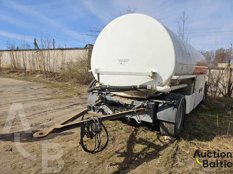 Volvo FH 420 - Truk tangki: gambar 5 Volvo FH 420 - Truk tangki: gambar 5